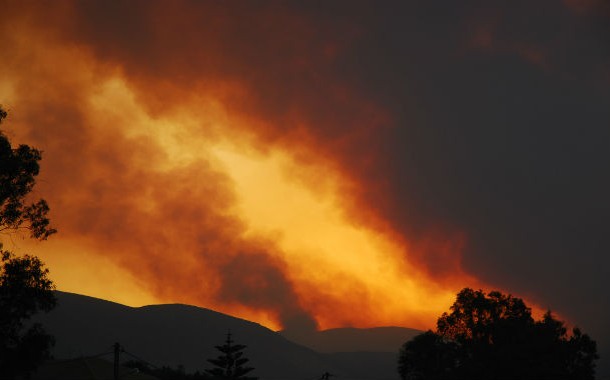 2007-greek-forest-fires-610x380